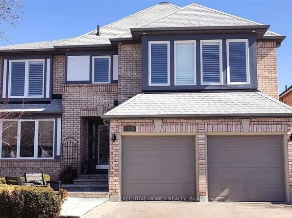 5825 Fieldon Rd, Mississauga, ON L5M 5K1