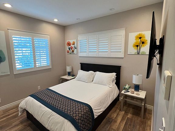 2nd image of 1683 Chatsworth Blvd #Adu