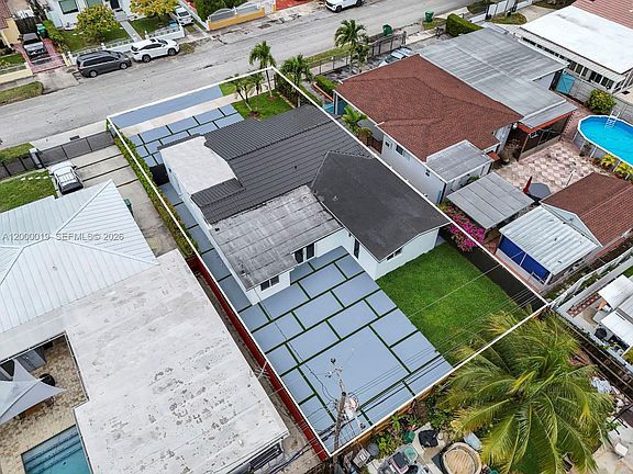 3rd image of 6540 SW 25th St