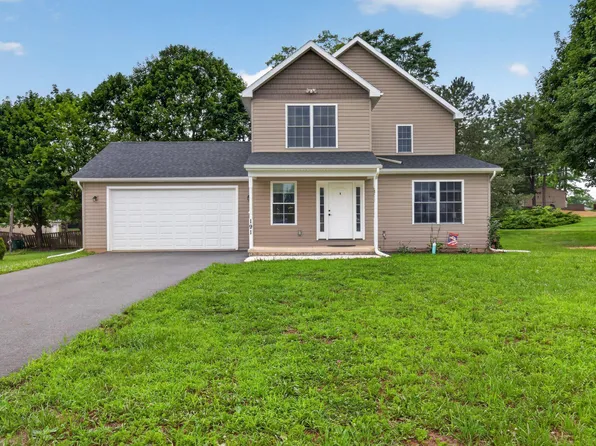 191 Greenview Dr, Carlisle, PA 17015