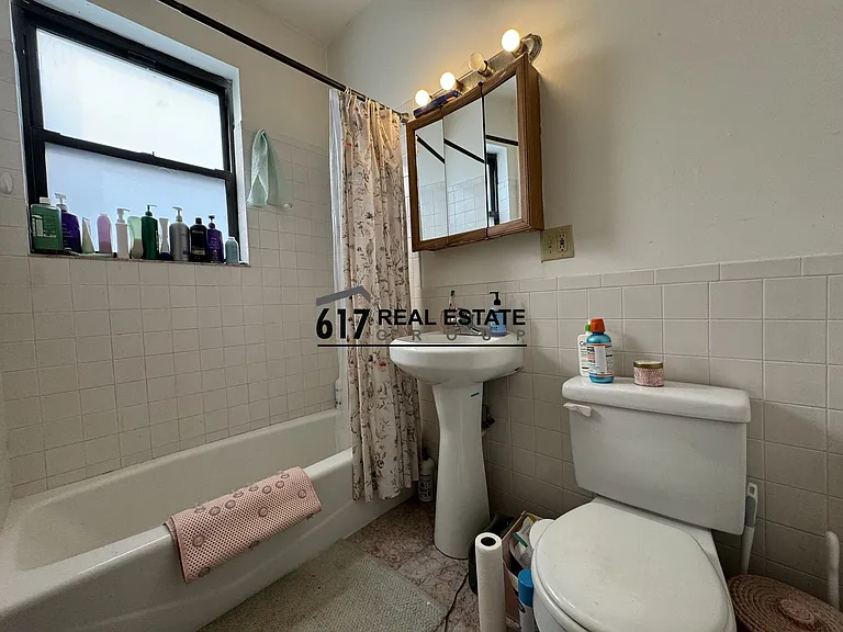 33 Egremont Rd #3 — Photo 6