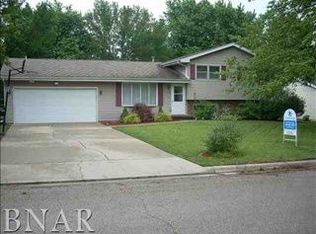 204 Edwards Dr, Normal, IL 61761