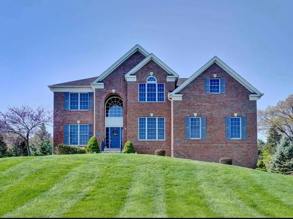 71 Thistle Lane, Hopewell Junction, NY 12533