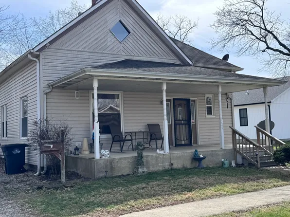 325 W Porter St, Salem, IL 62881