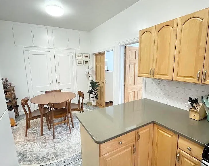 22-68 27th St #1B — Photo 3