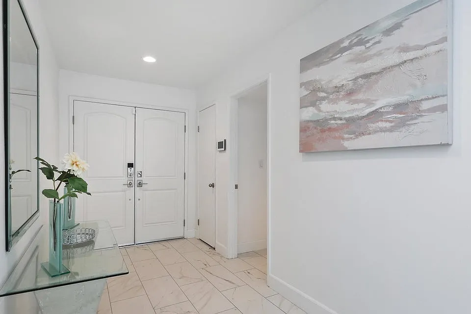 3 bed, 1506 sqft, $6,100 — Photo 4