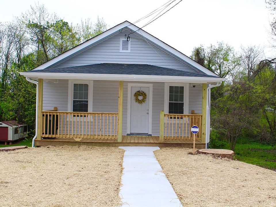 1st image of 109 Twin Oak Dr
