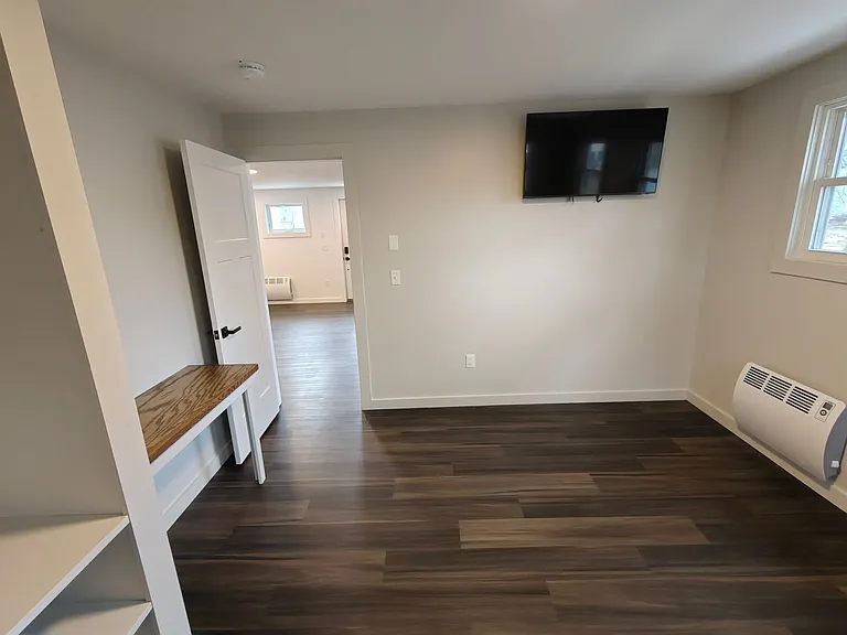 225 State St — Photo 12