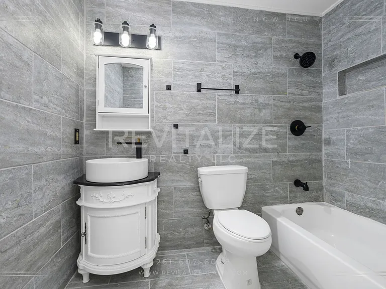 5812 Hanging Moss Ct — Photo 21