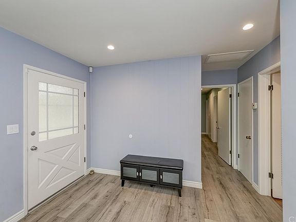 5th image of 1721 S Avington Ave