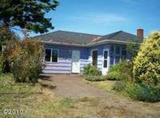 215 SE 1st St, Newport, OR 97365