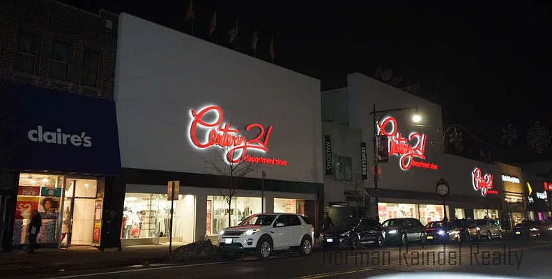 Rented by Norman Raindel, LREB | media 32