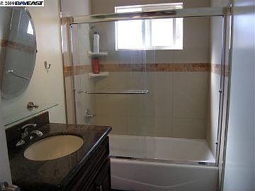4th image of 8679 Davona Dr