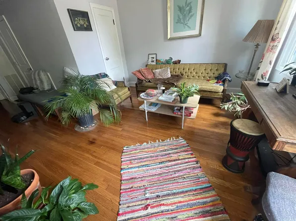 3915 9th St NE APT 2, Washington, DC 20017