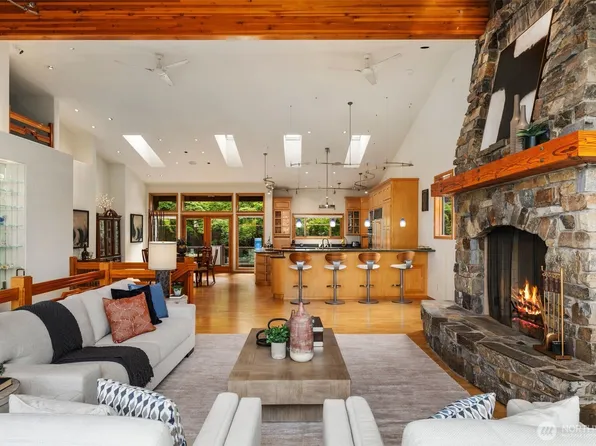 3109 181st Avenue NE, Redmond, WA 98052