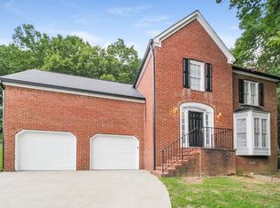 1785 Fairfax Dr, Lithia Springs, GA 30122