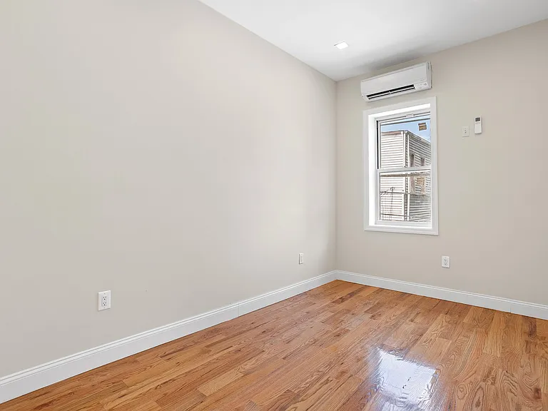 1253 Saint Marks Ave #1 — Photo 12