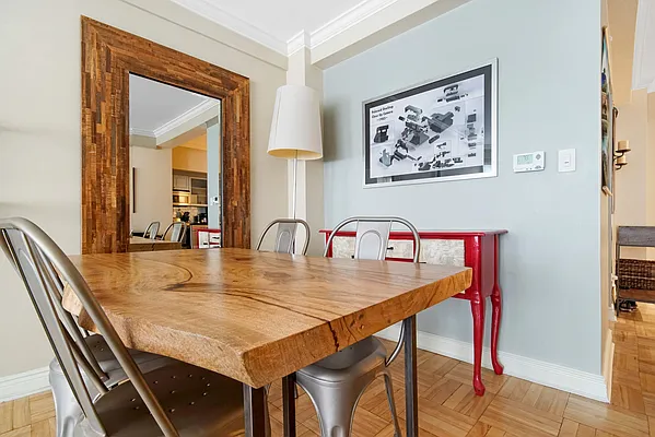 Rented by Compass | media 7