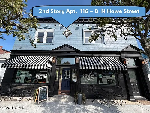 116 N Howe St #B Photo 1