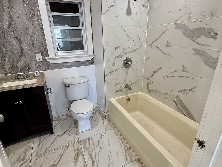 680 State St #2 — Photo 2