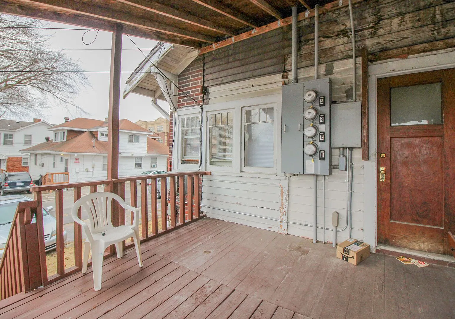 1111 E Walnut — Photo 1