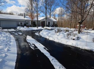 1991 La Fever Rd, Geneva, OH 44041