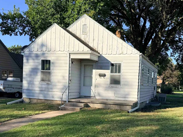 101 S Birch St, Hillsboro, KS 67063