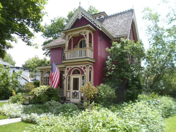 51 Chestnut St, Cooperstown, NY 13326