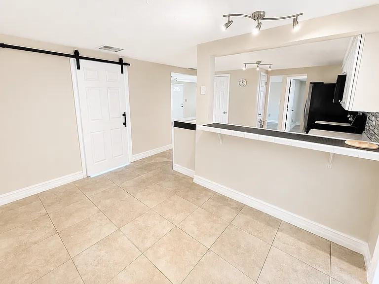 3711 Redwood Dr — Photo 6