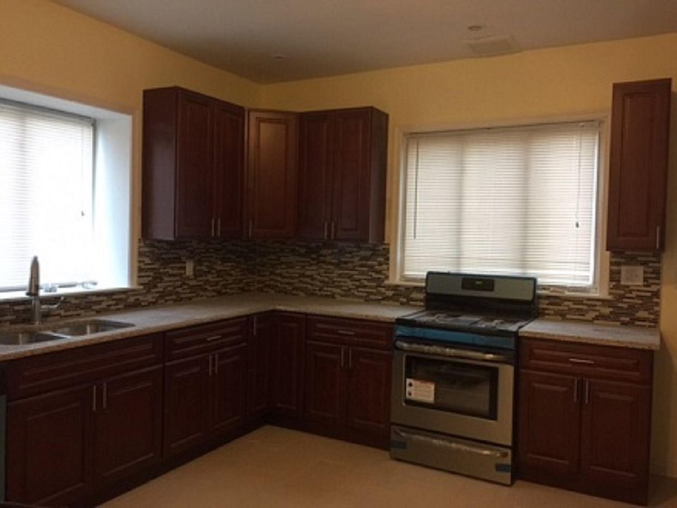 1st image of 5602 Woodbine Ave