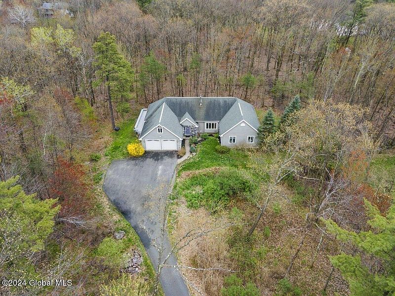 2nd image of 8701 Miller Hill Road