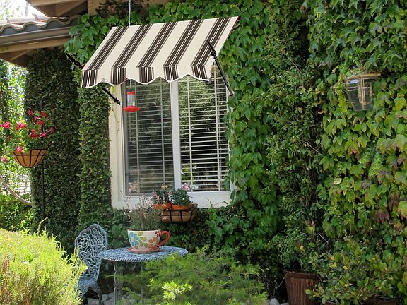 guest house, street view