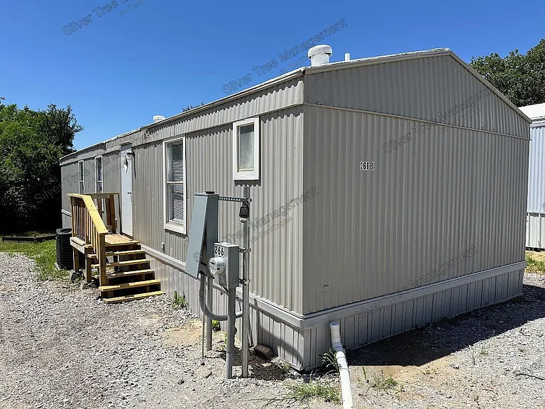 266 Lark Meadow Dr #B — Photo 17