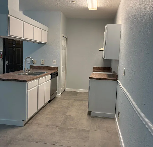 16253 Enclave Village Dr — Photo 11