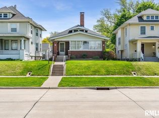 1840 14th St, Moline, IL 61265