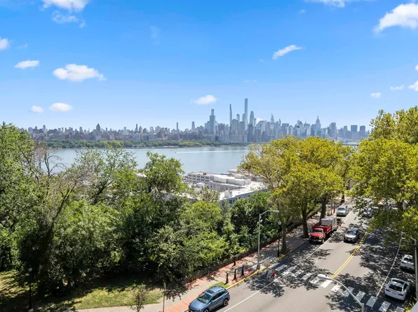 7855 Blvd East image 4 of 26