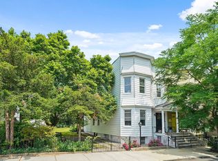 59 Seeley St, Brooklyn, NY 11218