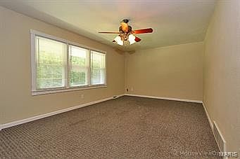 5th image of 1317 Henderson Ave
