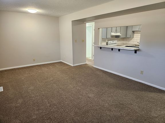 2nd image of 3745 Glen Oaks Blvd #2