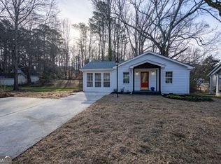 1015 Whitehead Rd, Sugar Hill, GA 30518