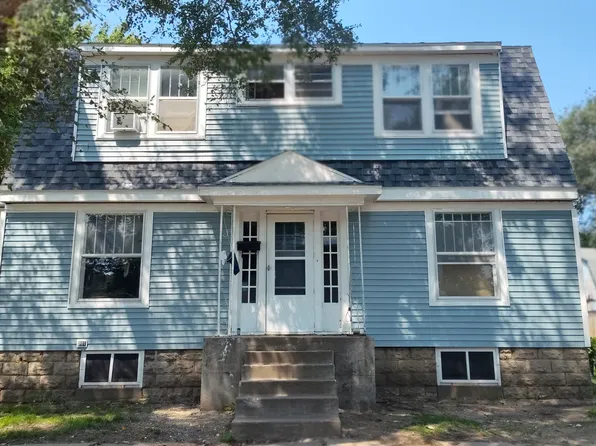 637 34th St, Fort Madison, IA 52627