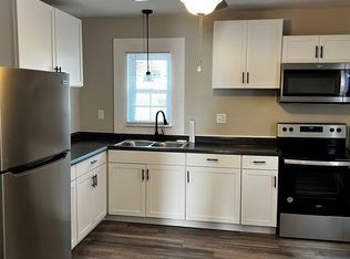 157 3rd St Floor 2, Hanover, PA 17331