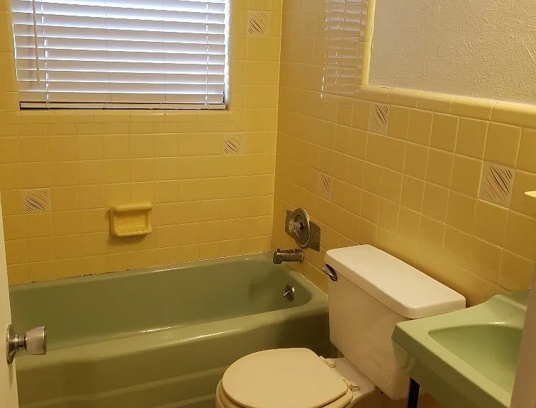 4911 Coronado Pkwy #A — Photo 12