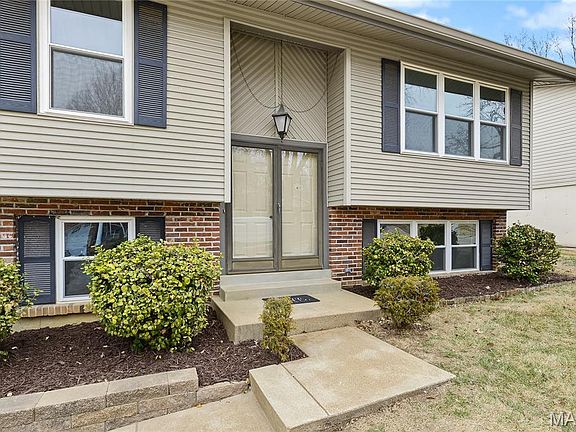 3rd image of 580 Bridgebend Rd