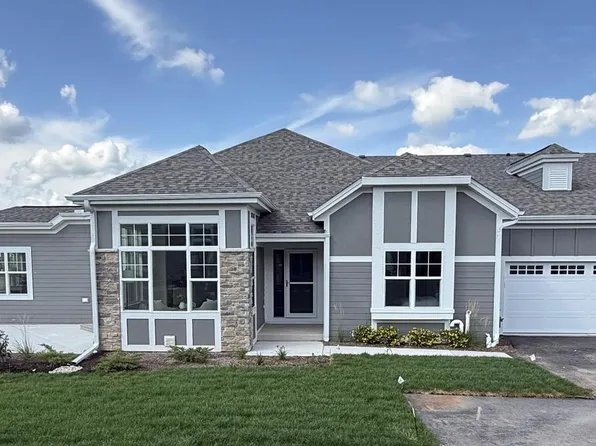 865 South Verona CIRCLE #80, Grafton, WI 53024