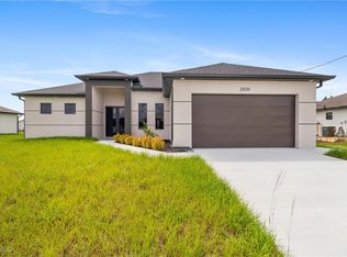2809 25th St SW, Lehigh Acres, FL 33976
