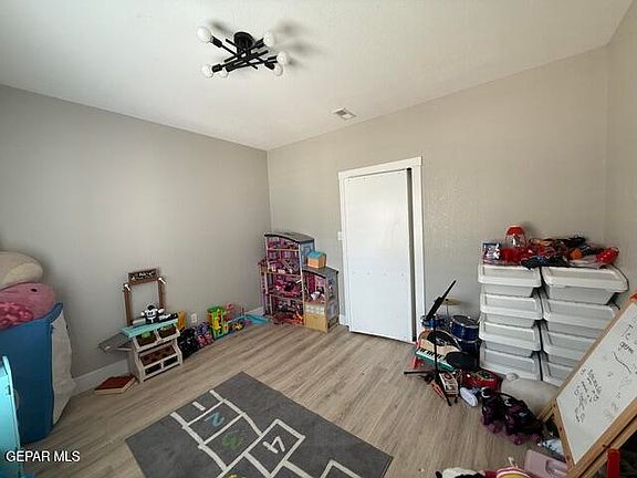 5th image of 1413 Arrow Ridge Way