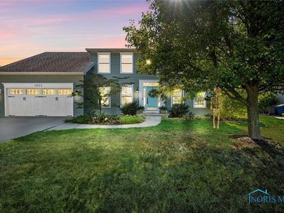 1852 Horseshoe Bend Dr, Perrysburg, OH, 43551