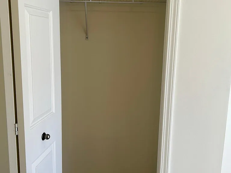 3218 Camden Dr — Photo 7