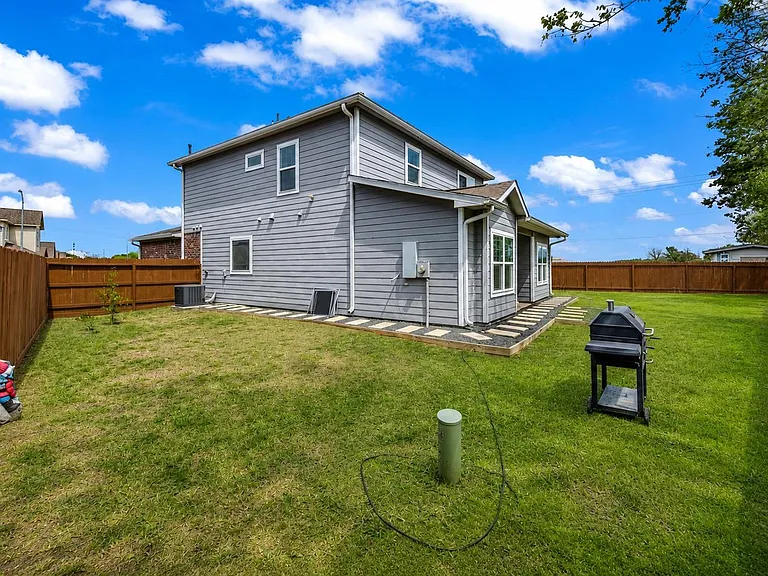 4907 Leamathew St — Photo 32